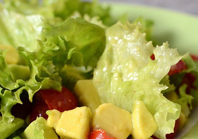Salada de Abacate Baby