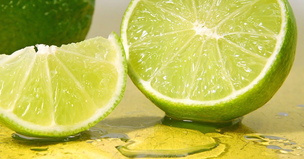 Limão emagrece? Conheça os mitos e verdades